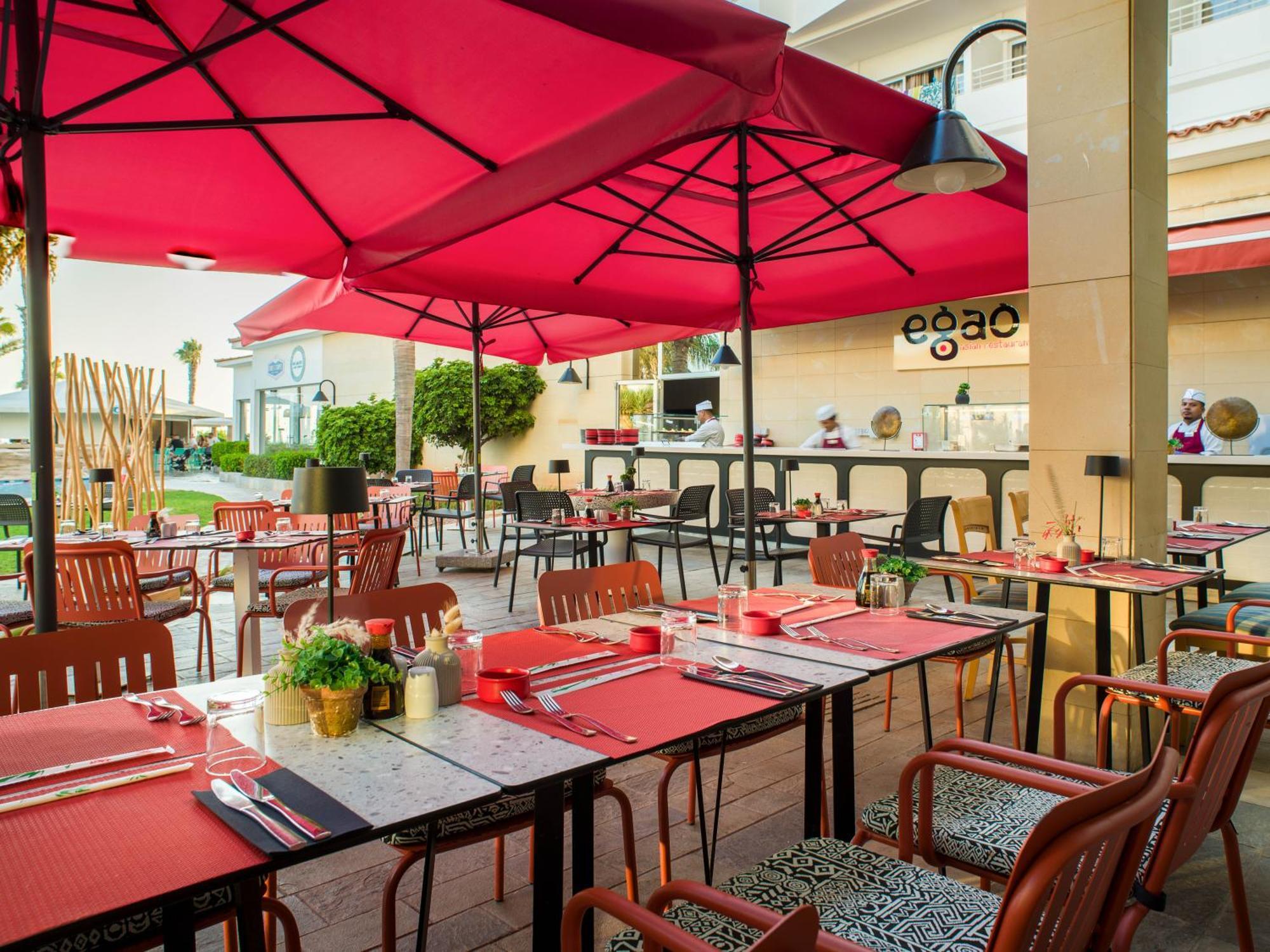 Leonardo Cypria Bay Hotel Geroskipou Екстериор снимка