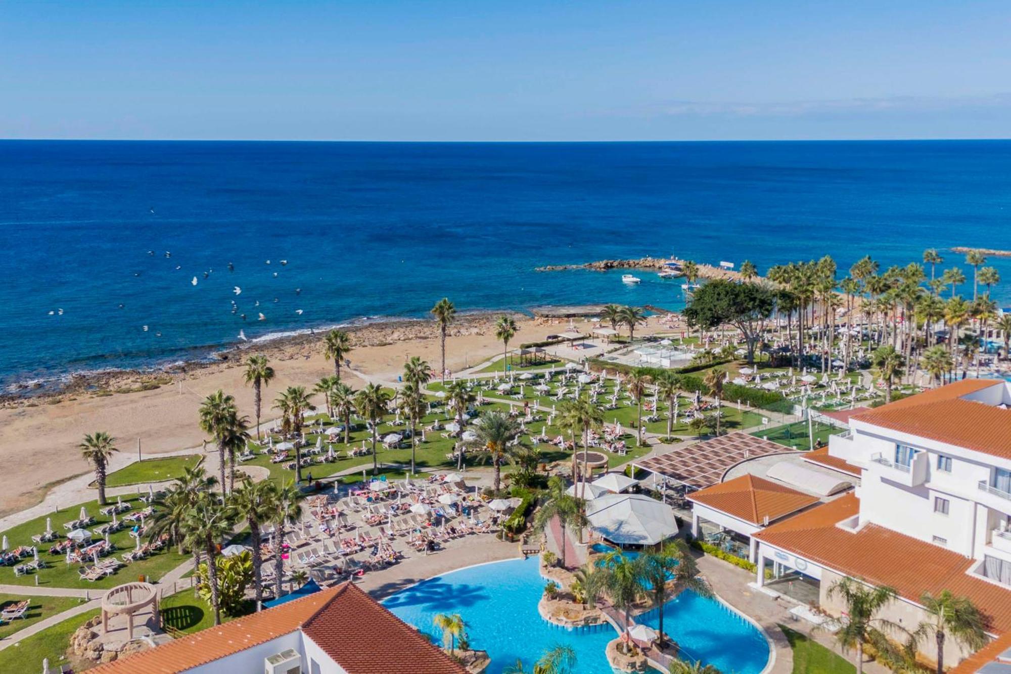 Leonardo Cypria Bay Hotel Geroskipou Екстериор снимка