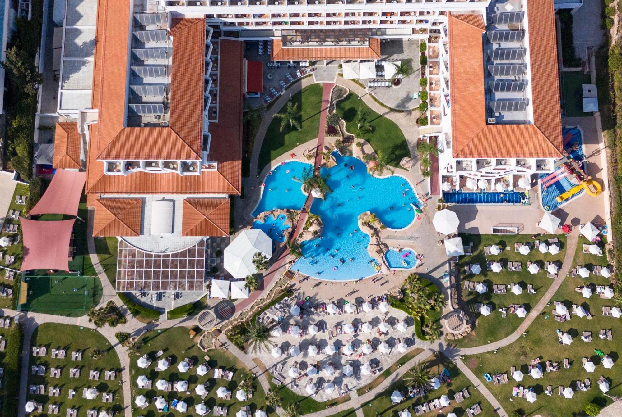 Leonardo Cypria Bay Hotel Geroskipou Екстериор снимка