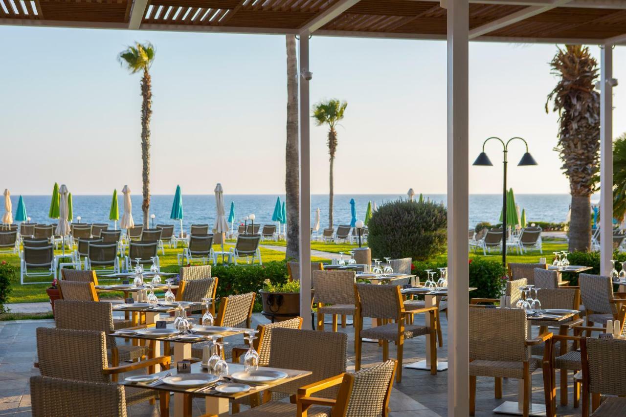 Leonardo Cypria Bay Hotel Geroskipou Екстериор снимка
